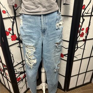 American Eagle Outfitters Light Blue Ripped Jeans